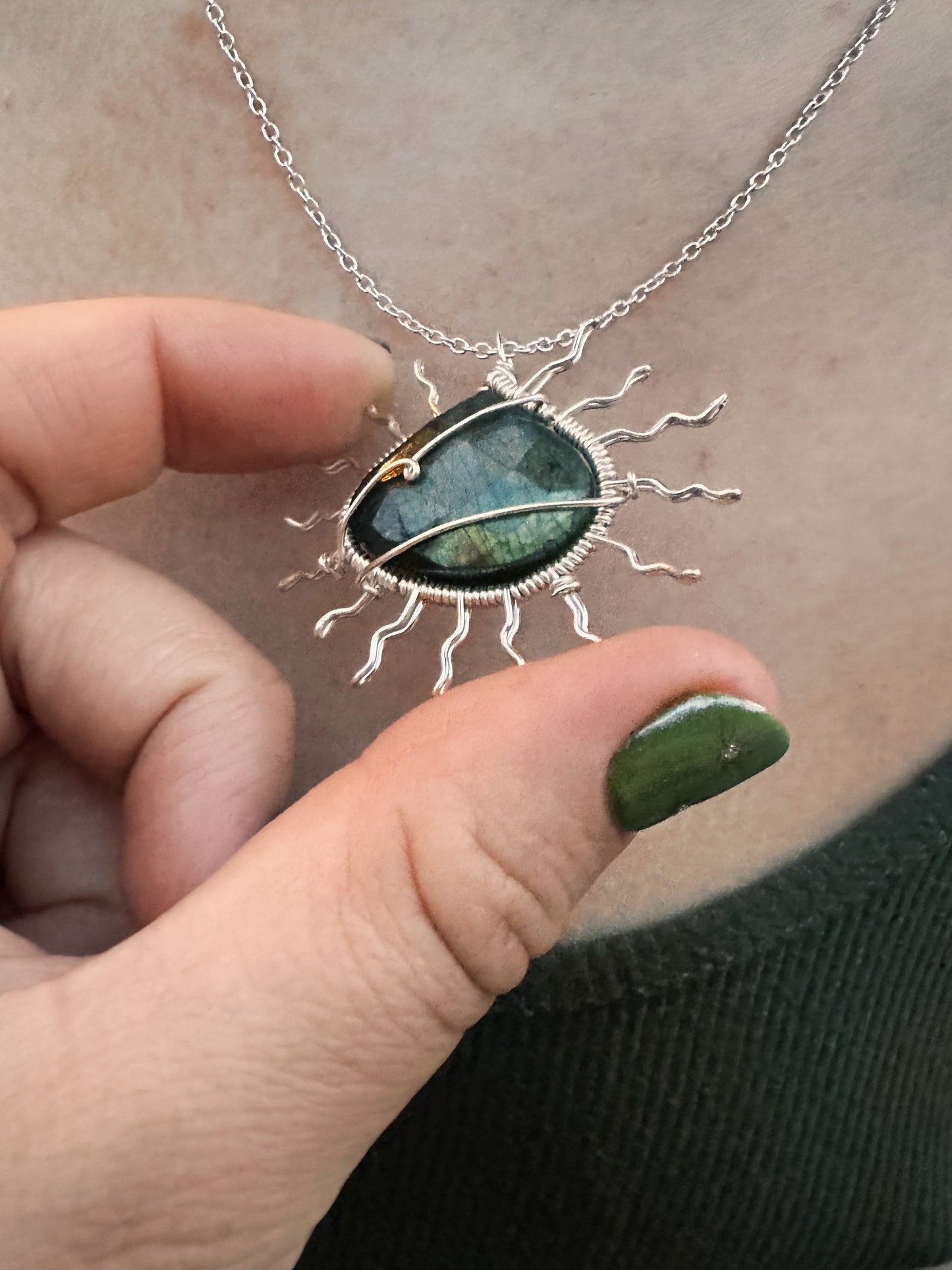 Labradorite sun☀️