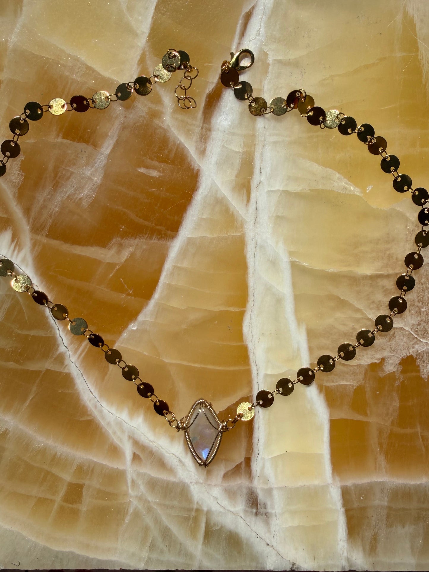 Moonstone in gold 💛