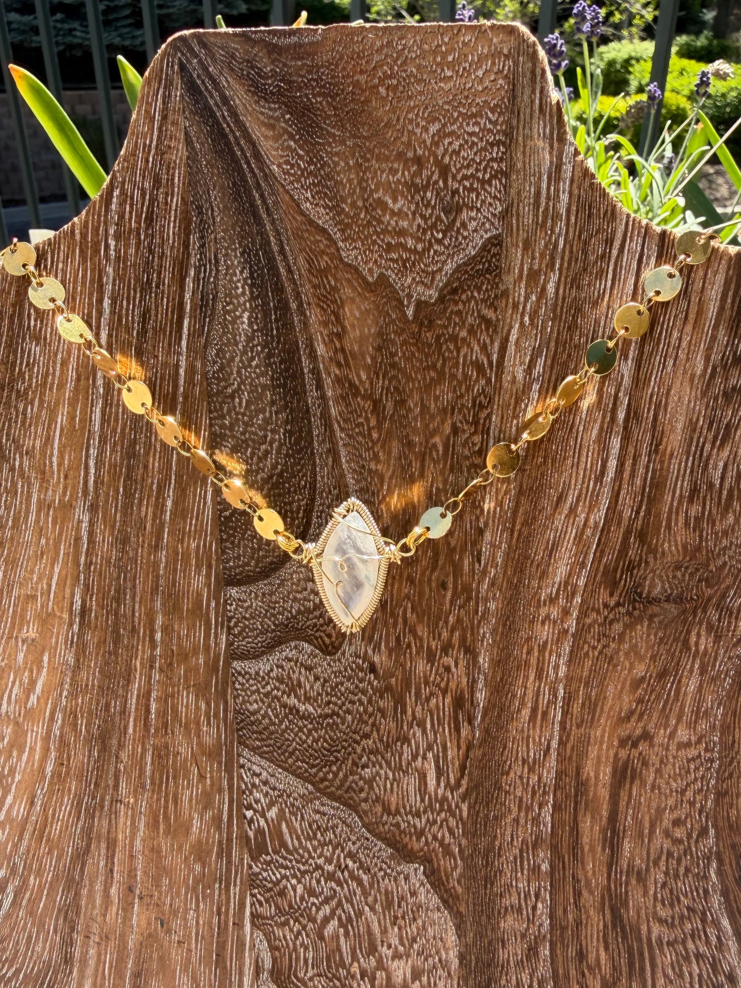 Moonstone in gold 💛