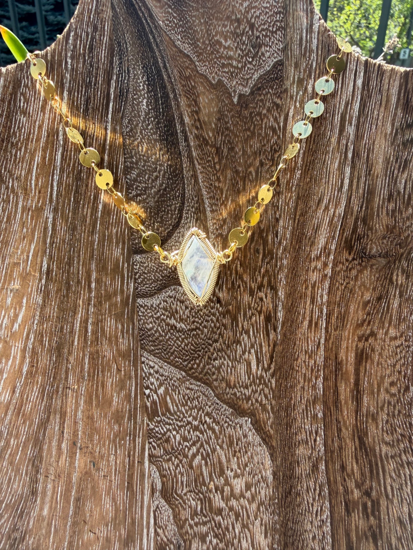 Moonstone in gold 💛