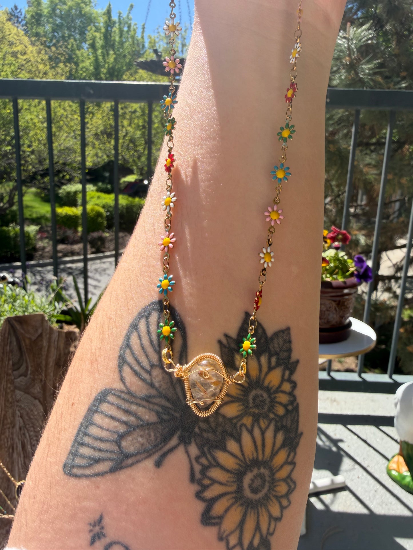 Rutilated Quartz w/ flower chain🌼